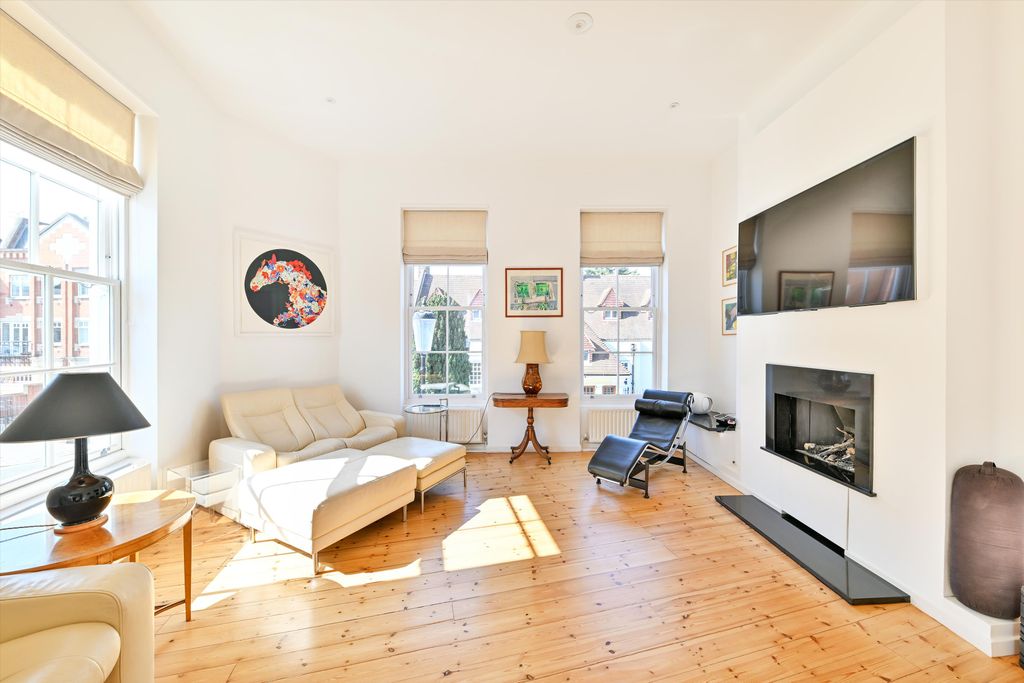 Property photo 2 of 17 Image