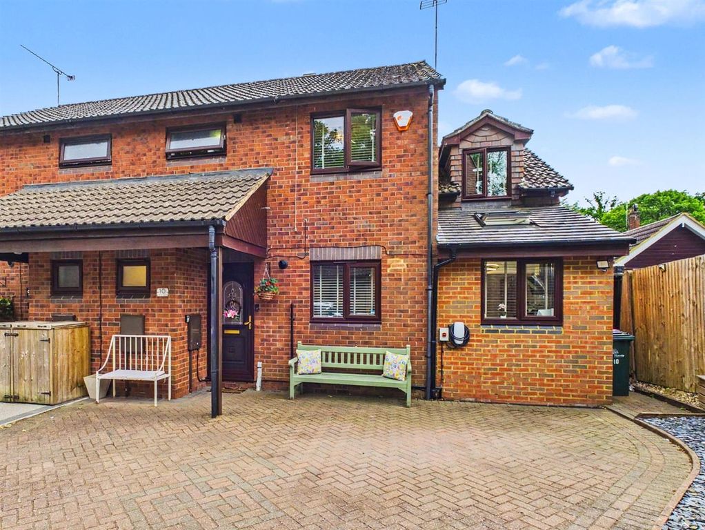 Property photo 1 of 25 Cam02067G0-Pr0288-Still016.Jpg