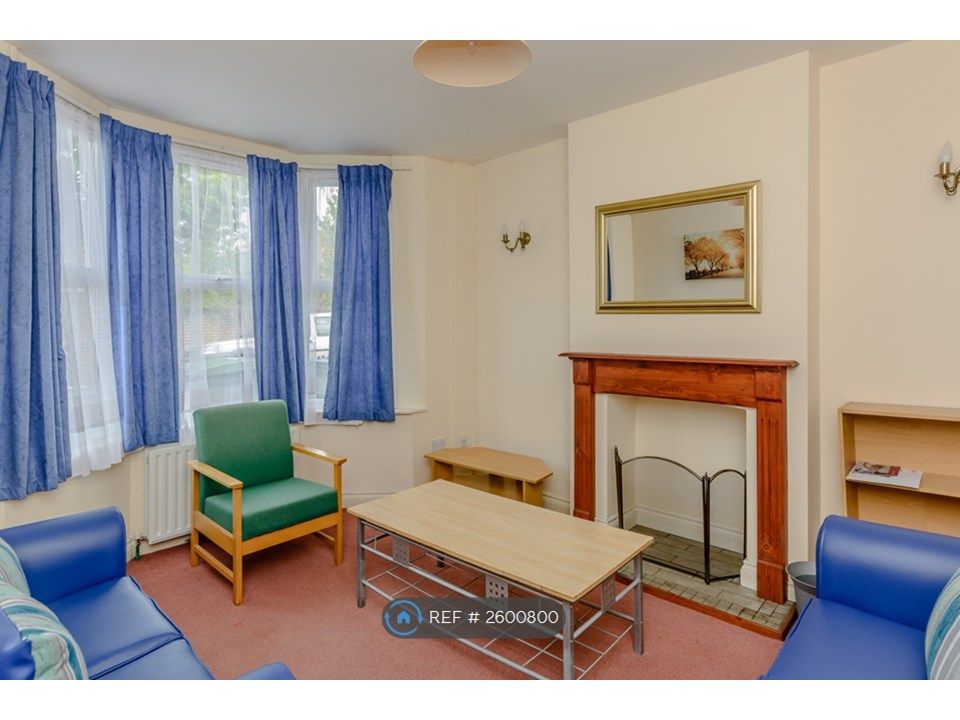 Property photo 1 of 11 Front Living Room