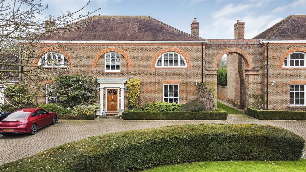 Property photo 1 of 33 Picture No. 61