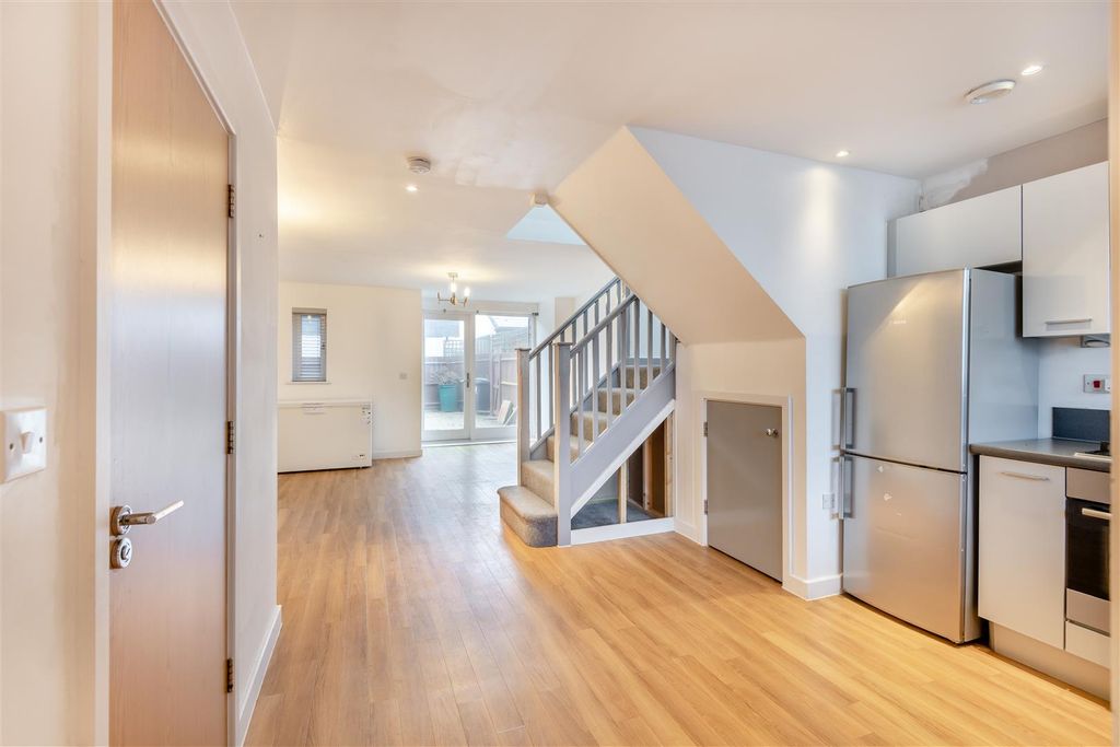 Property photo 1 of 15 8583061-Interior21.Jpg