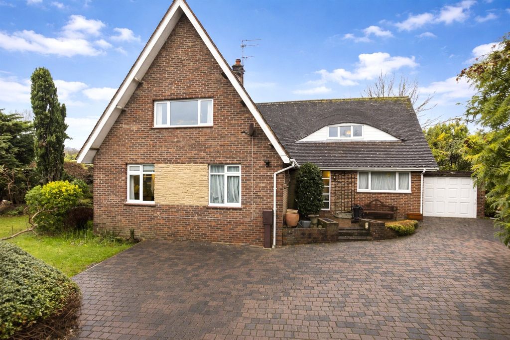 Property photo 2 of 26 Picture No. 21