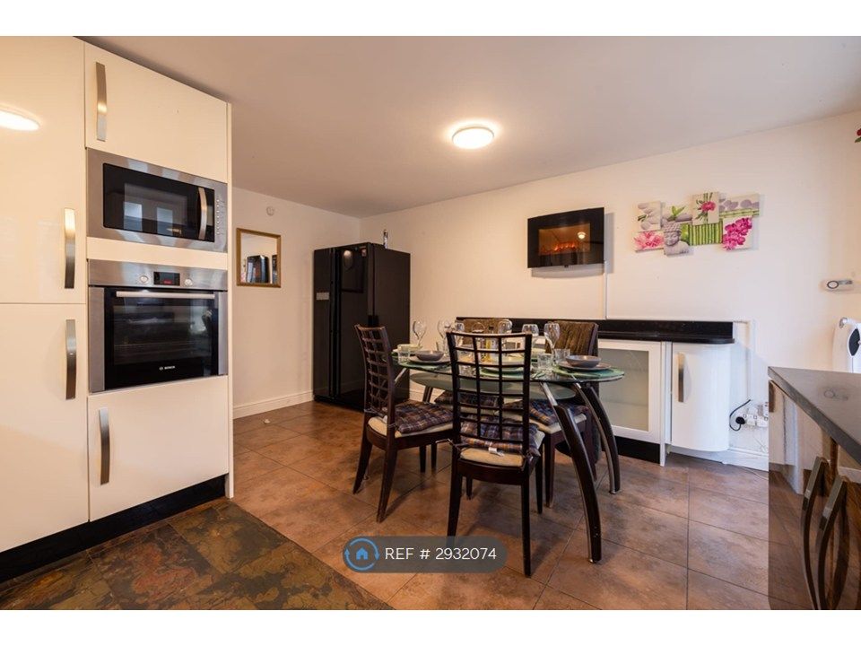 Property photo 1 of 35