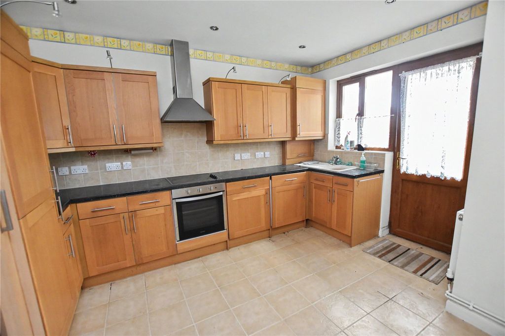 Property photo 3 of 11 Picture No. 08