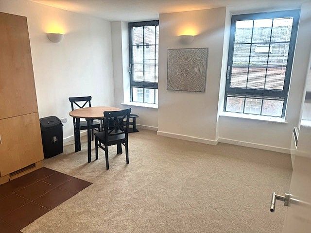 Property photo 3 of 7 Img_1588