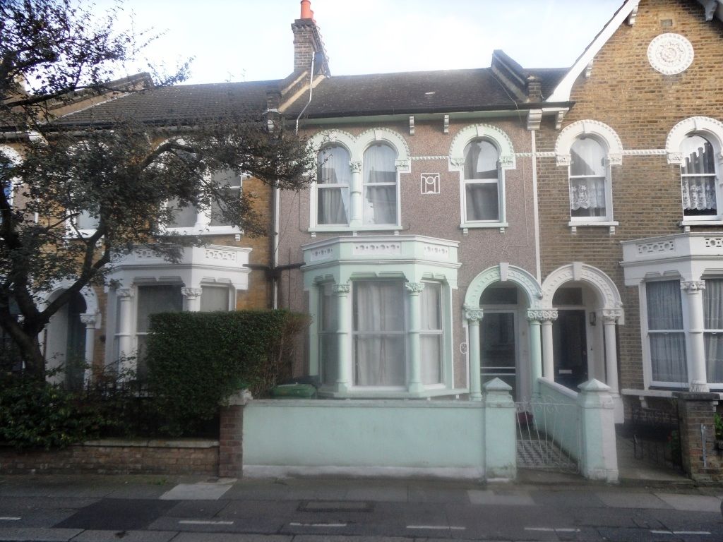 Property photo 1 of 9 2 Bedroom Flat To Rent