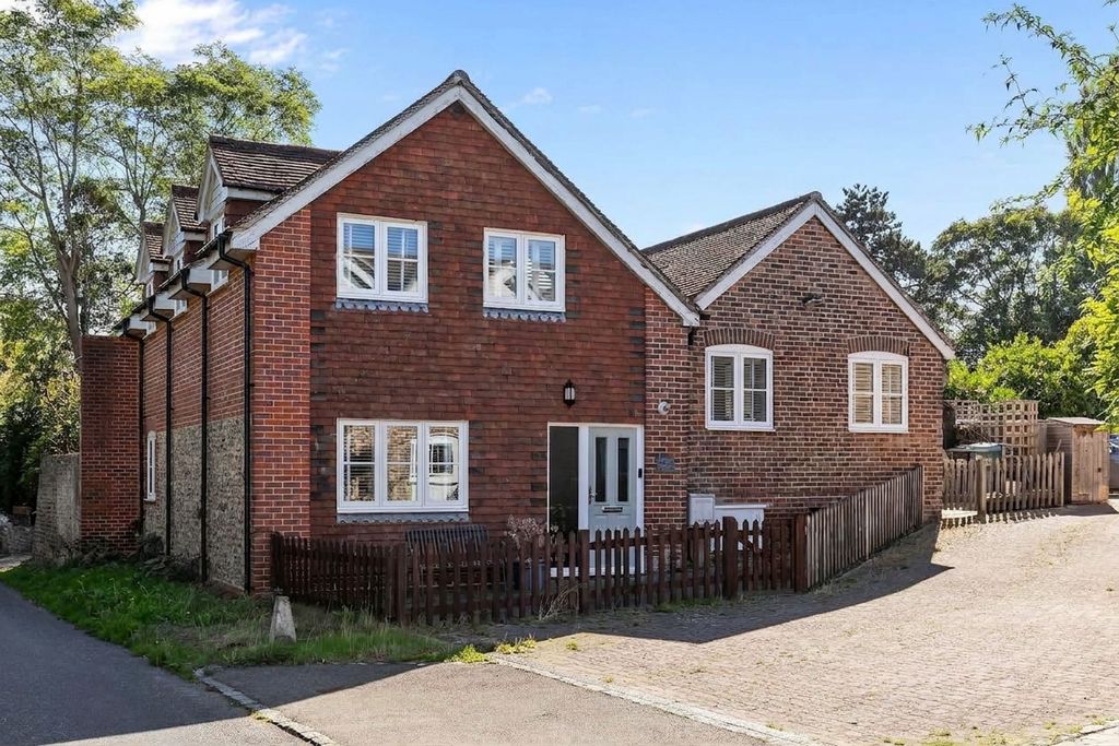 Property photo 1 of 26