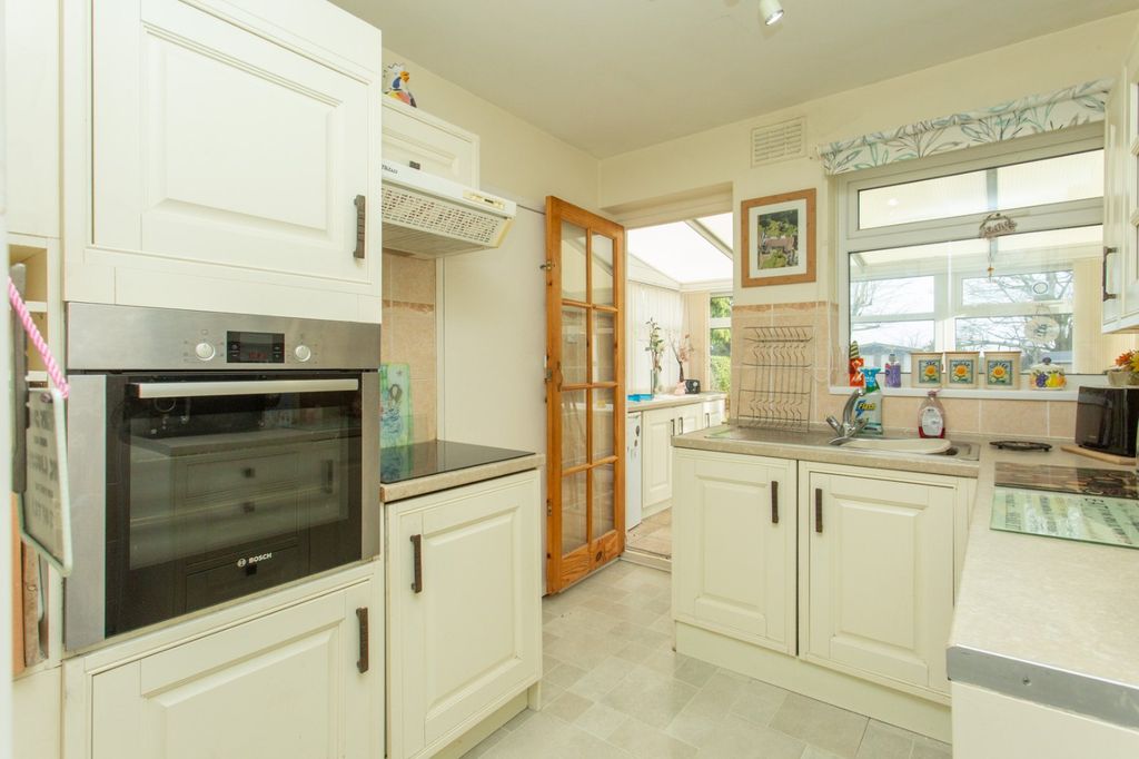 Property photo 3 of 13 Picture 3