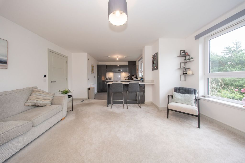 Additional image 6 of 2 bed flat for saleKaims Crescent, Livingston EH54