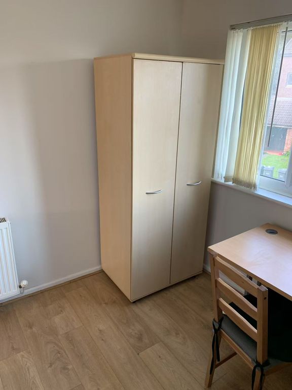 Property photo 2 of 4