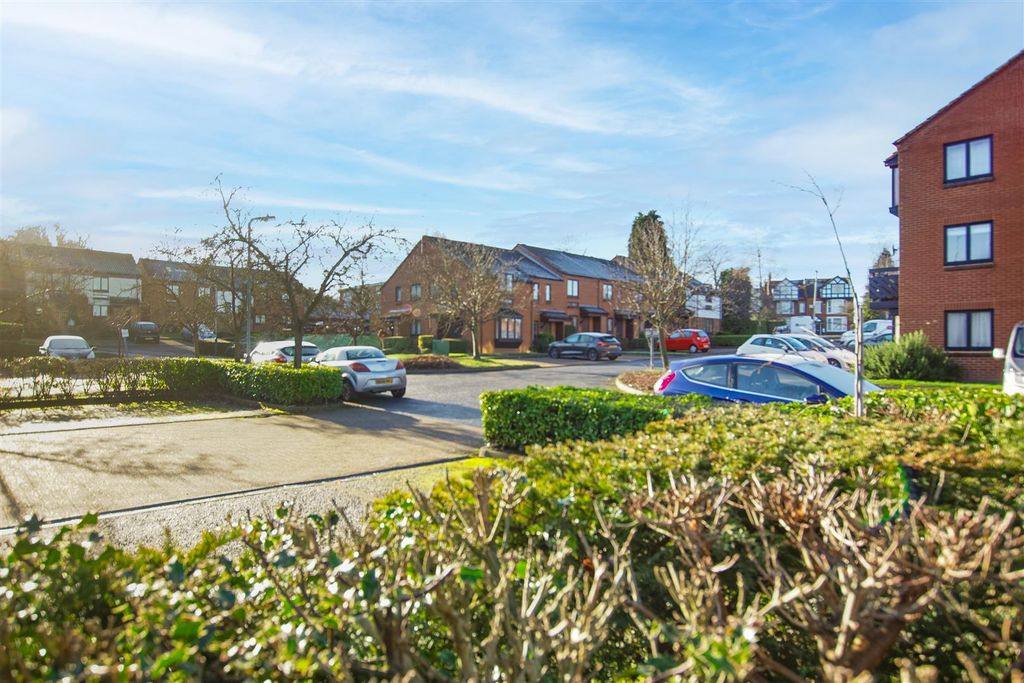 Property photo 3 of 8 Dsc08909-Edit.Jpg