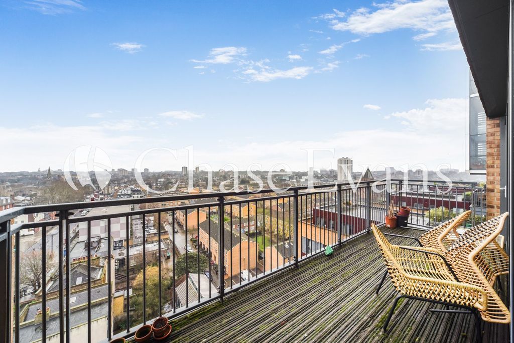 Property photo 2 of 18 Balcony