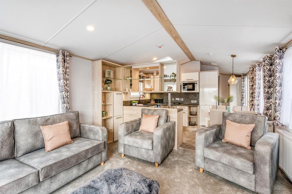 Property photo 3 of 9 Open Plan Living Area