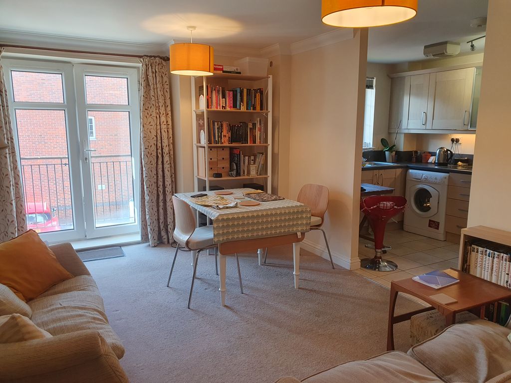 Property photo 2 of 12