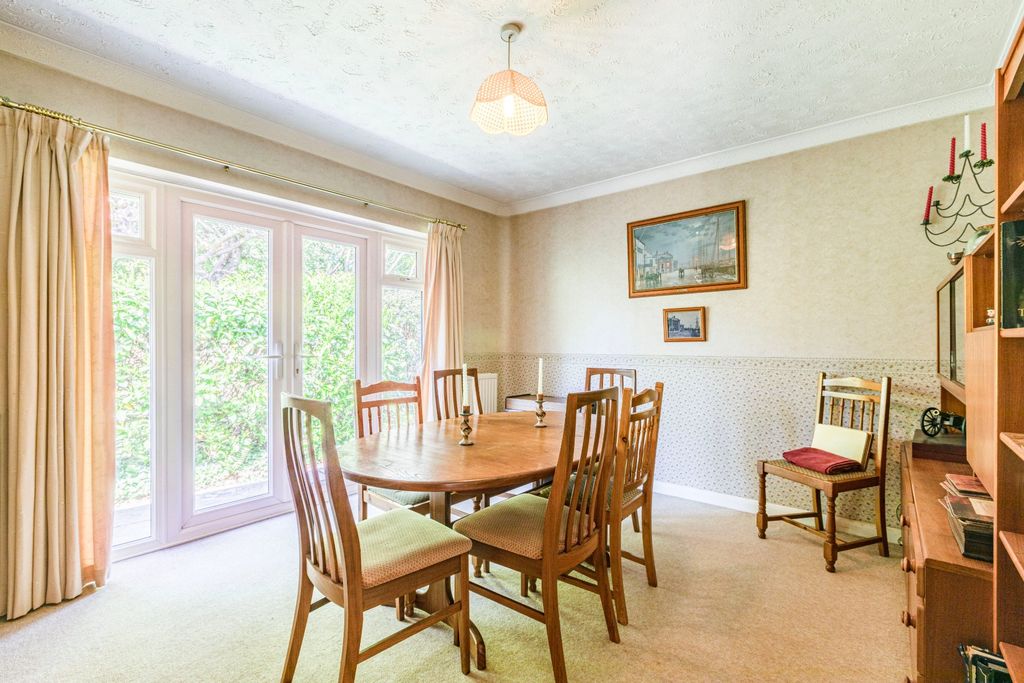 Property photo 3 of 36 Picture No. 04
