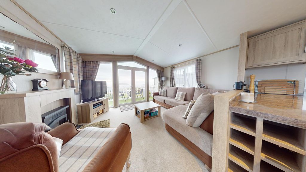 Property photo 2 of 21 244-Swanage-Bay-View-04092024_164804.Jpg