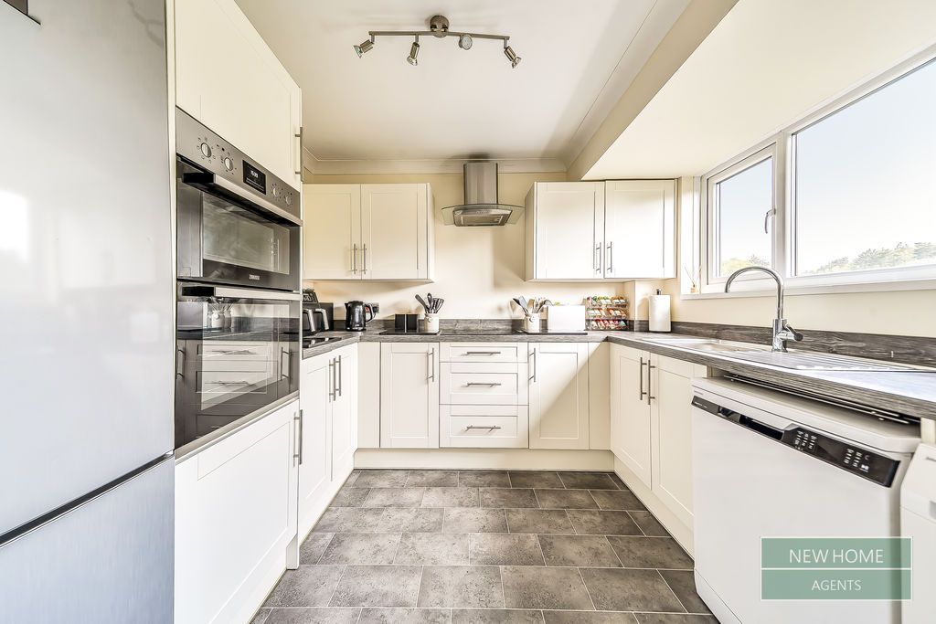 Property photo 2 of 20 Photo 9