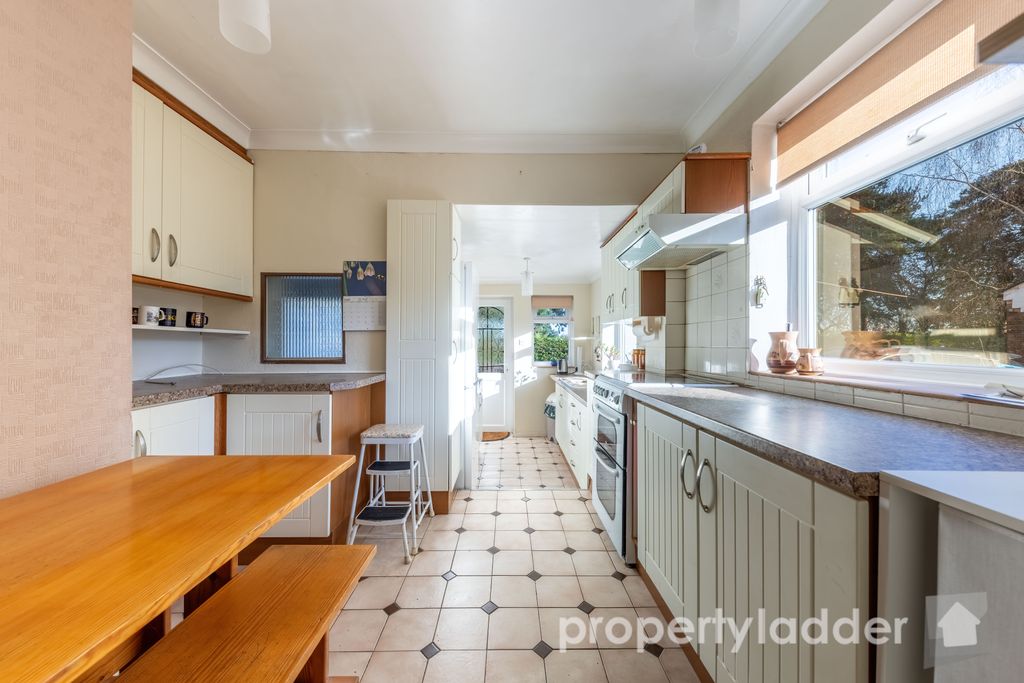 Property photo 3 of 24 Pl-7