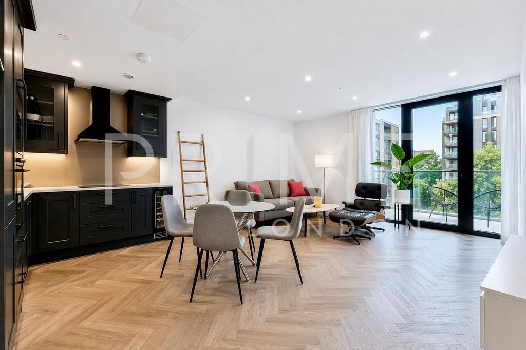 Property photo 1 of 17 Reception.Jpeg