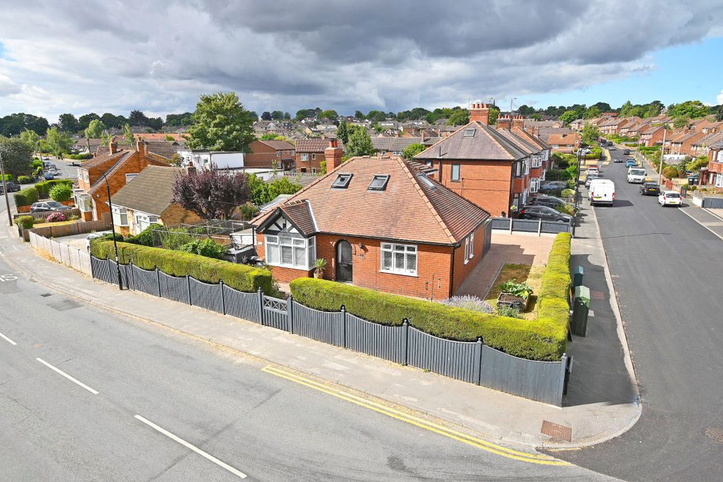 Property photo 1 of 23