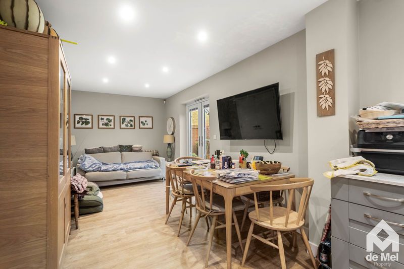 Property photo 3 of 15 Photo 5