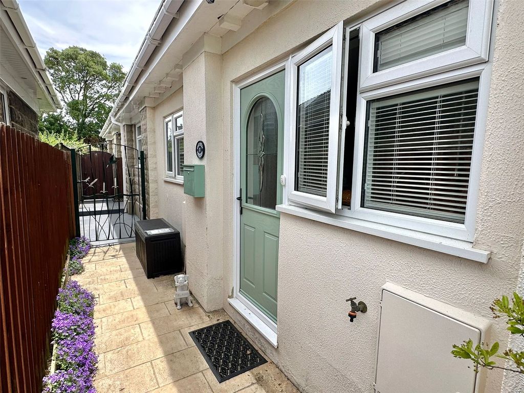 Property photo 3 of 24 Picture No. 16
