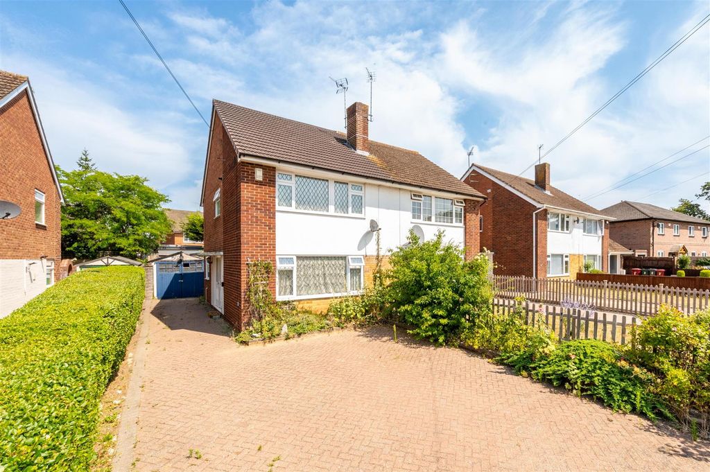 Property photo 1 of 9