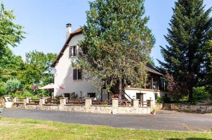 Property photo 1 of 26