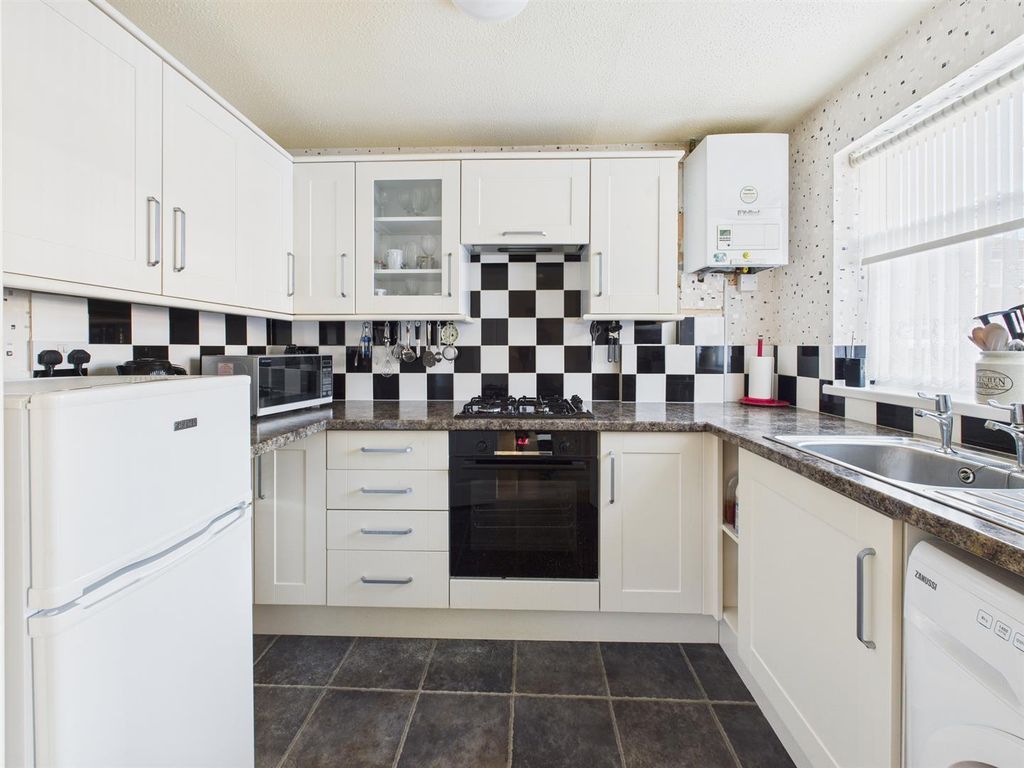 Property photo 2 of 15