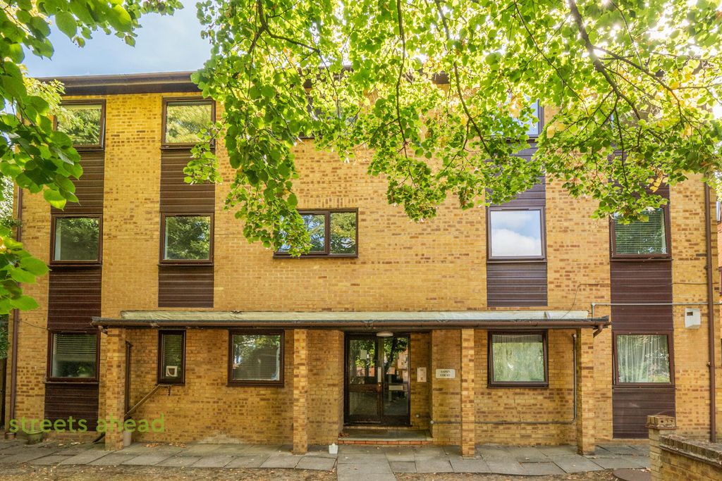 Property photo 1 of 14 622B2Ccf-00d9-4E0...