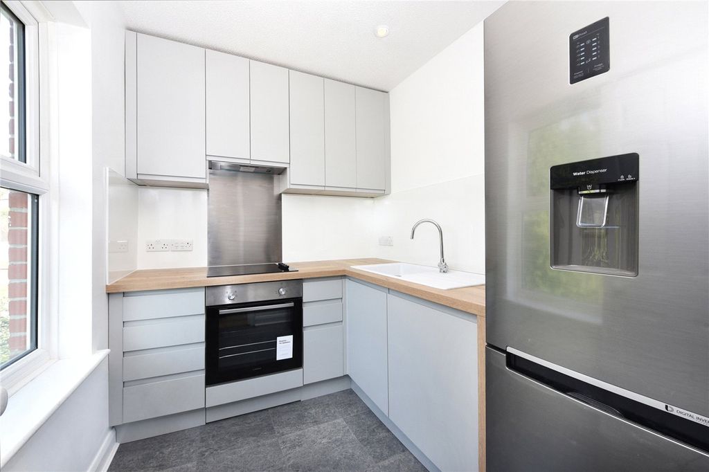 Property photo 2 of 10 Picture No. 07