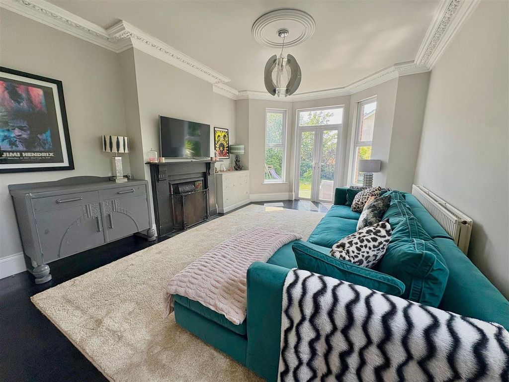 Additional image 7 of 6 bed semi-detached house for salePriory Road, Hastings TN34