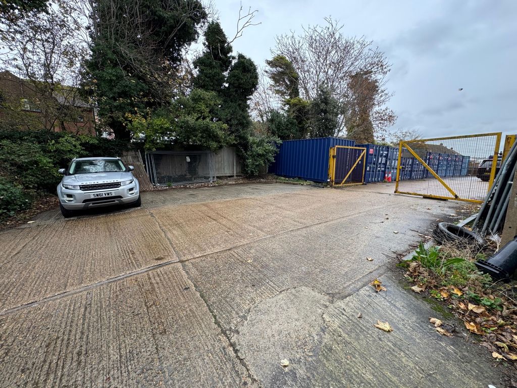 Property photo 3 of 10 Img-20251111-Wa0067