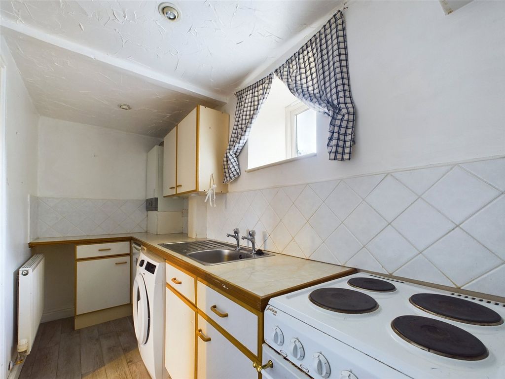 Property photo 3 of 8 Picture No. 06