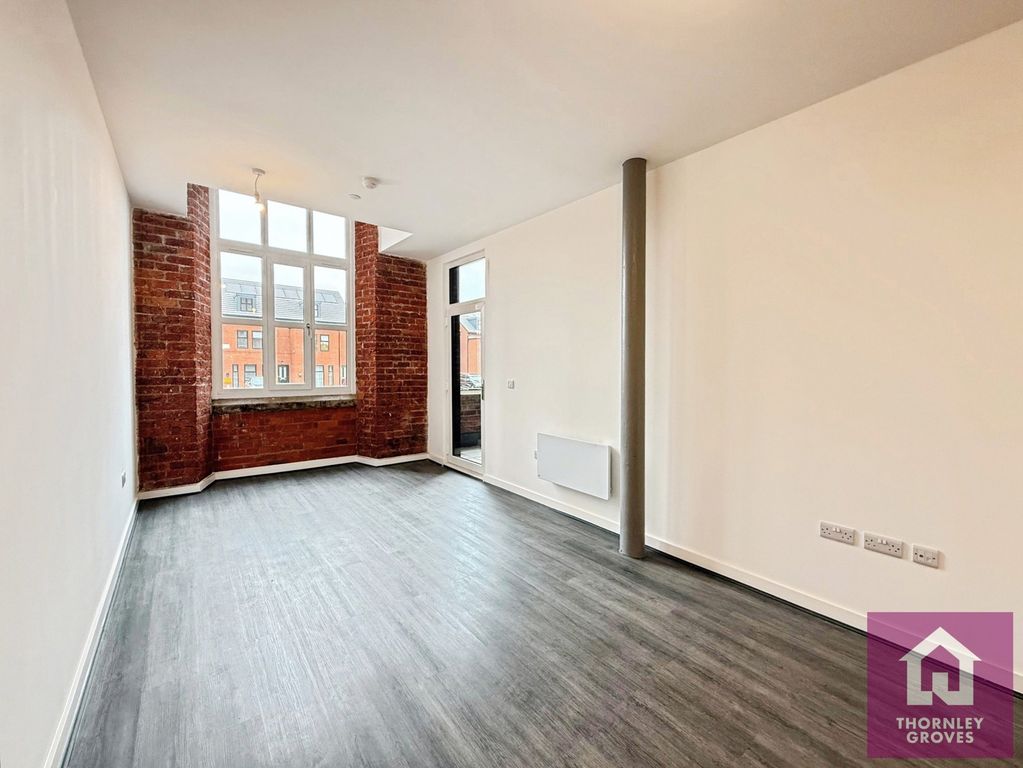 Property photo 1 of 15 Pbox-Img.Jpg