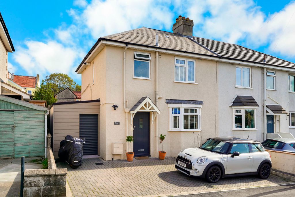 Property photo 1 of 38