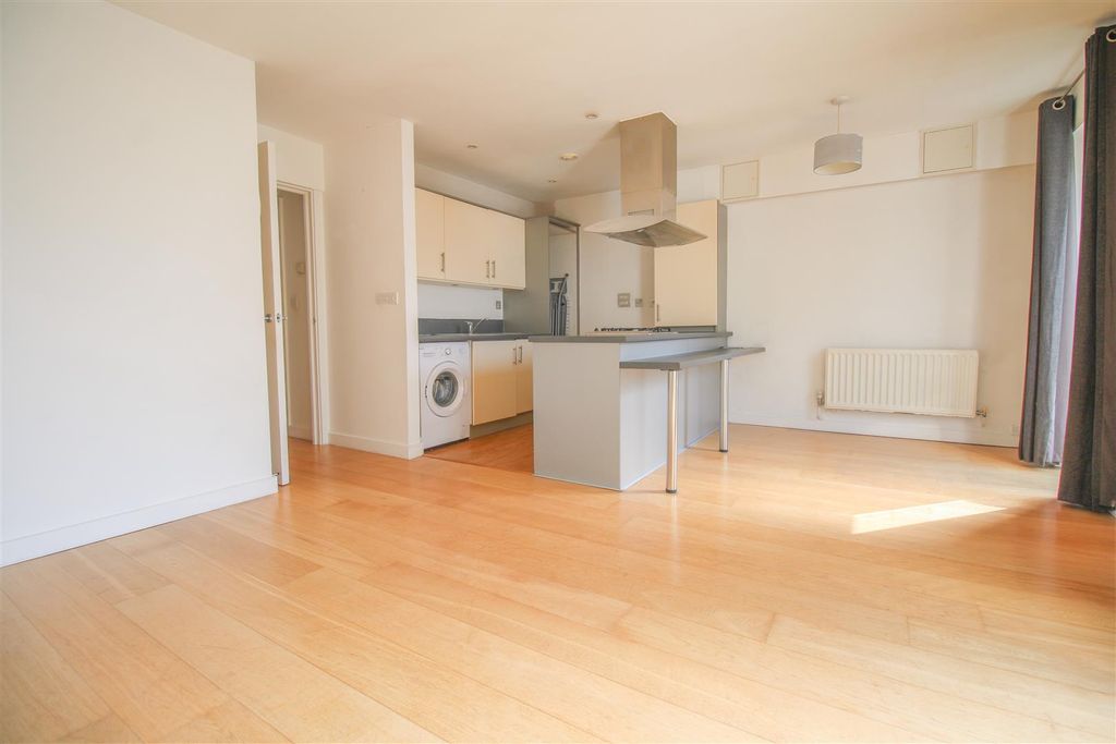 Property photo 3 of 8 Img_3775.Jpg