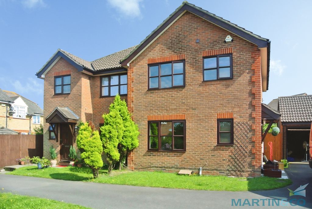 Property photo 1 of 14 83dc35Aa-Img_202_1_Original