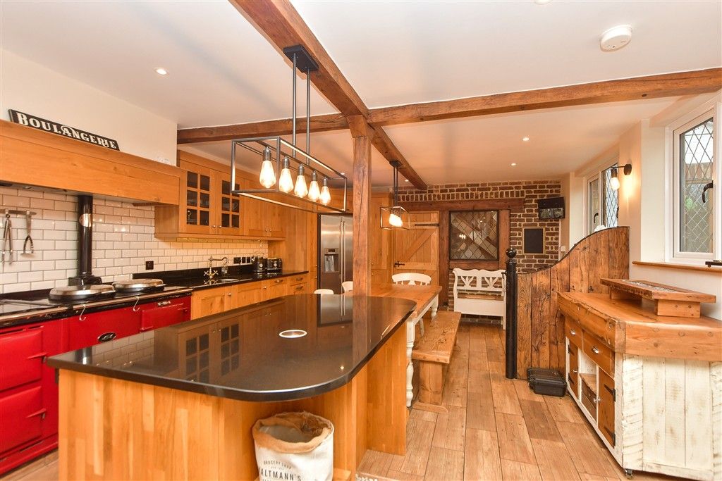 Property photo 3 of 17 Kitchen/Breakfast Room