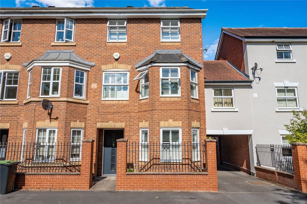 Property photo 1 of 32 Picture No. 03