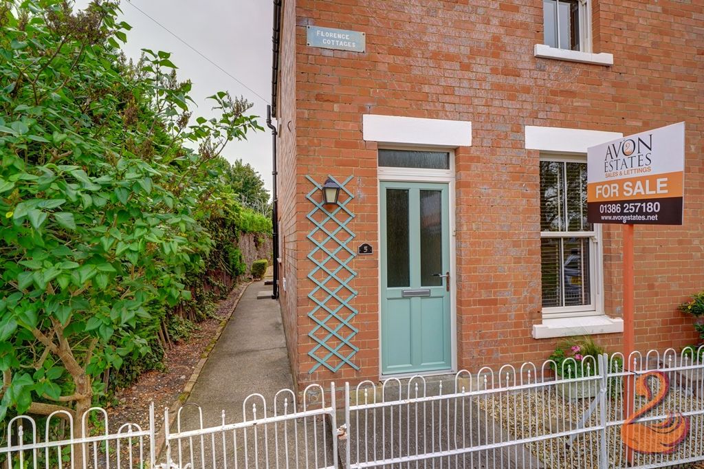 Property photo 1 of 18