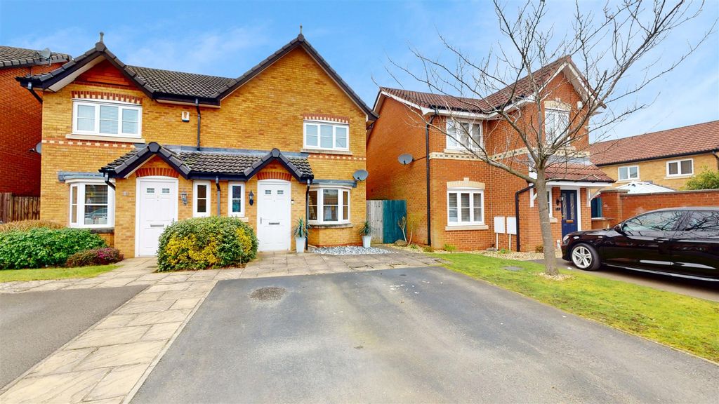 Property photo 1 of 26 Hartford Road For Sale