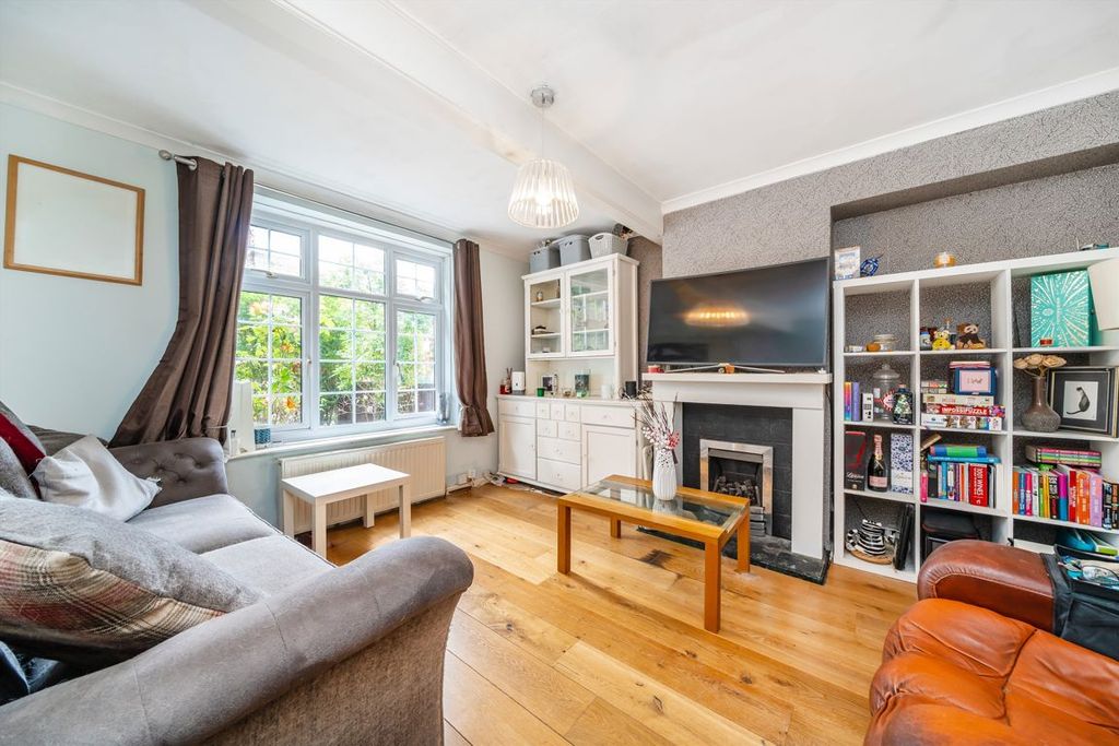 Property photo 2 of 7