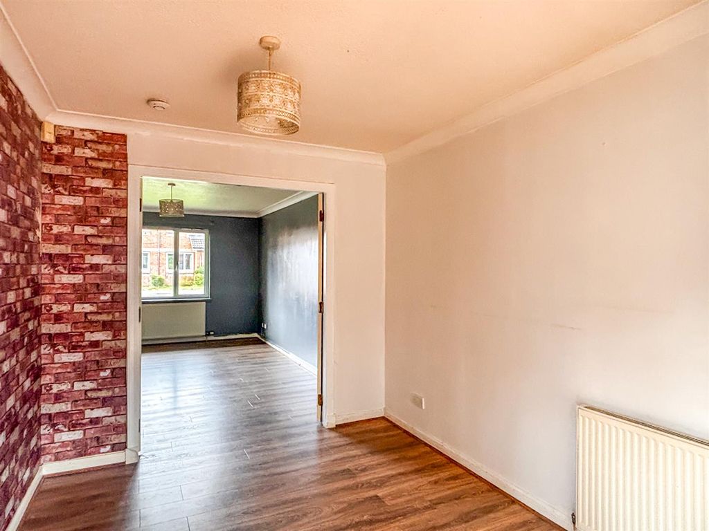 Property photo 3 of 22
