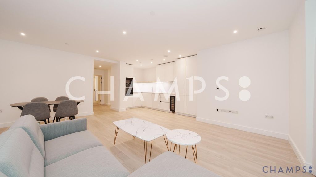 Property photo 3 of 22 Gallery