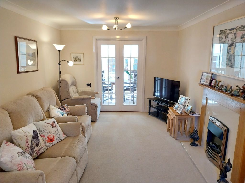 Property photo 2 of 18