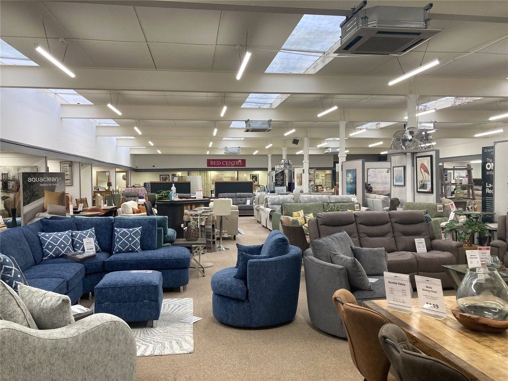 Property photo 2 of 9 Picture No. 06