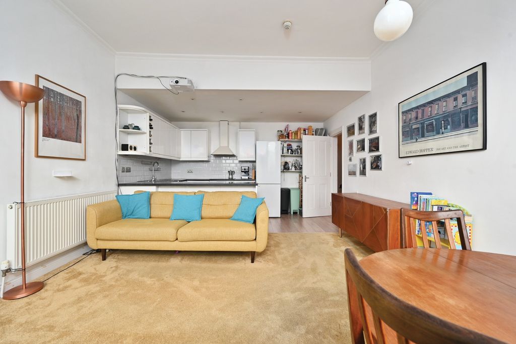 Property photo 3 of 33 5340932