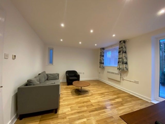 Property photo 2 of 12 3