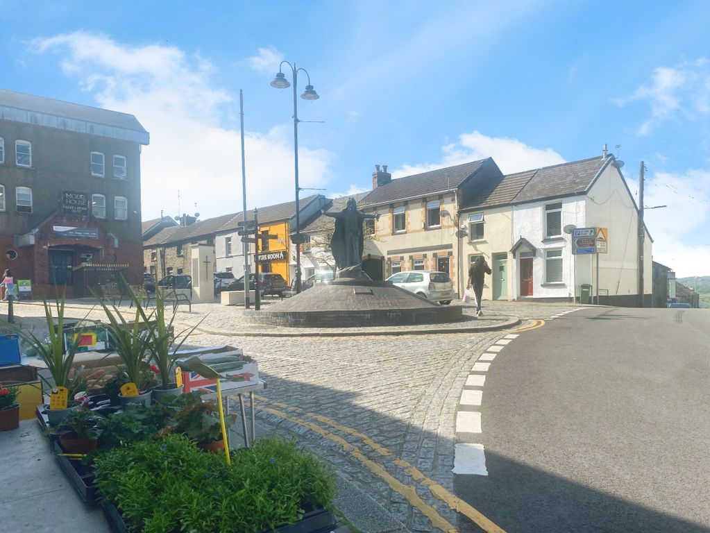 Property photo 2 of 13 Front